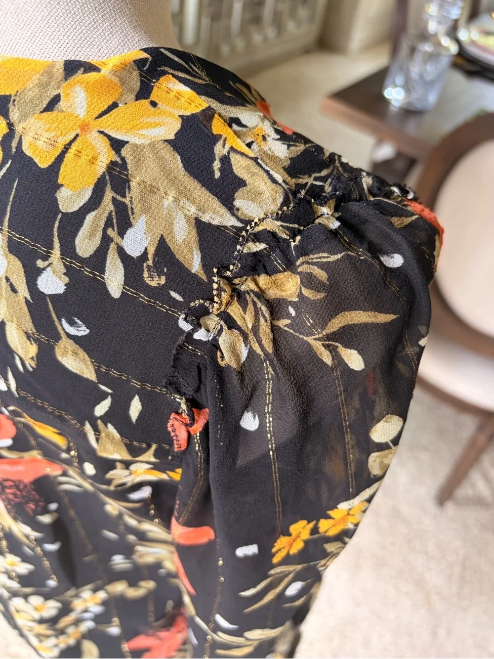 Joie Black Floral Long-Sleeve Split-Neck Blouse - Picture 5 of 7